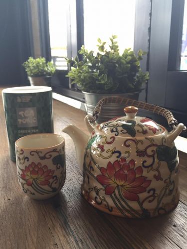 Tongarra Thai - Pubs and Clubs 3