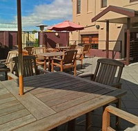 Bowral Hotel - Go Out