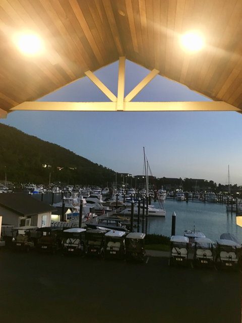 Bommie Restaurant - Go Out 14