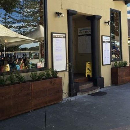 The Old Bank Cafe & Restaurant - Go Out 0
