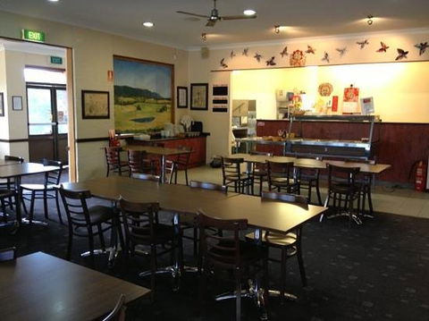 Bushland Tavern Chinese Restaurant - Go Out 0
