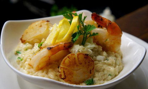 Radii Restaurant And Bar - Go Out 12