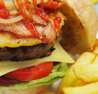 Melissa's Take Away - Pubs and Clubs