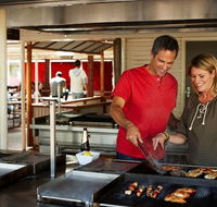 Pioneer BBQ and Bar - Go Out