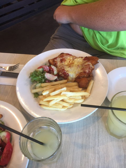 Dannebrog Cafe And Bar Grill - Go Out 2