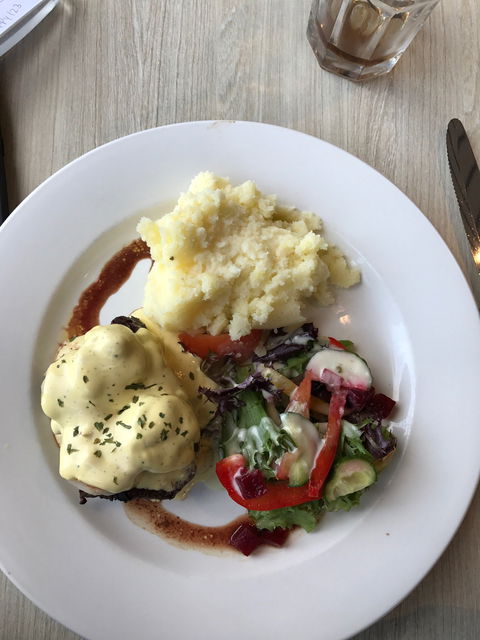 Dannebrog Cafe And Bar Grill - Go Out 6