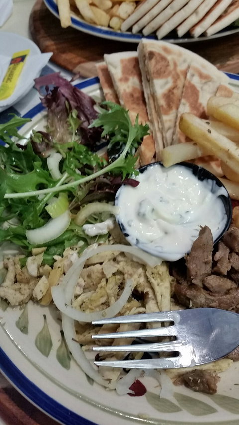 FILOS Restaurant - Cafe - Go Out 4