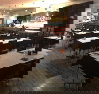 Spice Lounge Indian Punjabi Cuisine - Pubs and Clubs