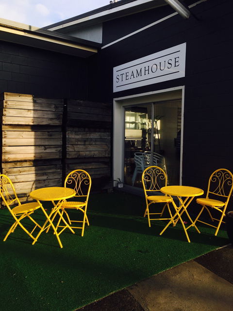 Steamhouse Cafe - Go Out 3