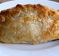 Blue Edge Bakery Bicheno - Pubs and Clubs