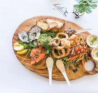 Pavement Restaurant at Lufra Hotel and Apartments - Pubs and Clubs