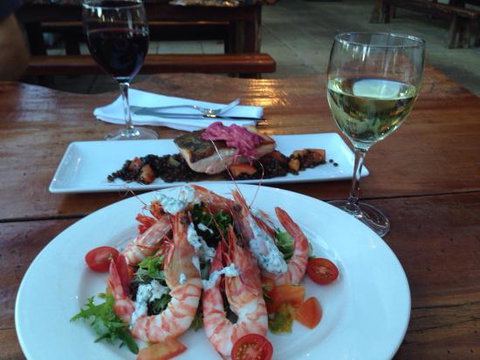 The Highlander Arms - Go Out 0