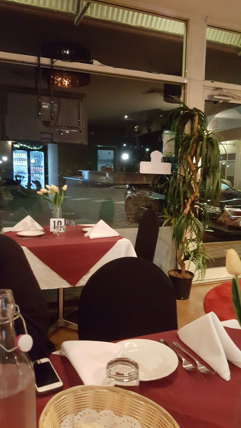 The Khukuri Nepalese Restaurant - Pubs and Clubs 5