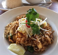 Riverton Bar and Grill - Pubs and Clubs