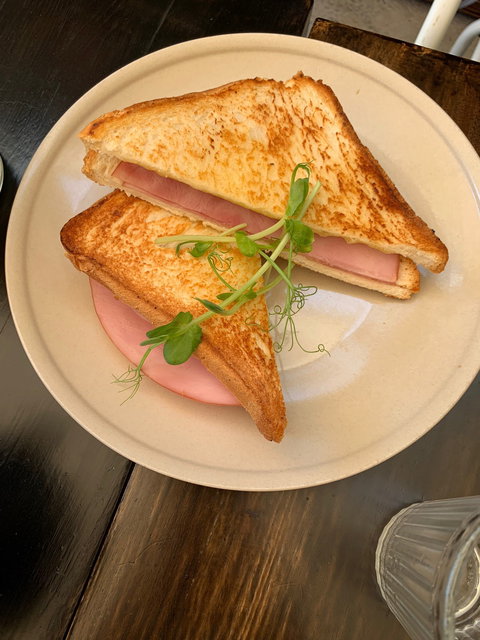 Garden Cafe On Guildford - Go Out 5