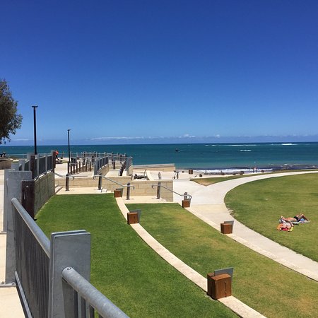 Oceans 27 - Pubs and Clubs 0