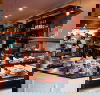 Al Forno The Cafe - Pubs and Clubs