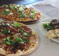 Albies Bar and Bistro - Pubs and Clubs