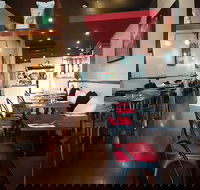 Bistro Breton - Pubs and Clubs