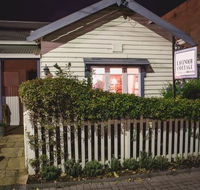 Lavender Cottage - Pubs and Clubs