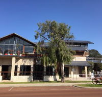 The Pour House Bar and Kitchen - Pubs and Clubs