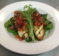 3 Oceans Wine Company Winery  Cafe - Pubs and Clubs