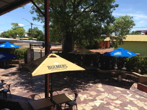 Gullivers Tavern - Go Out 0