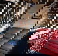 Northside Tavern Shed Restaurant - Go Out