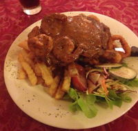 Pearlers Rest - Pubs and Clubs