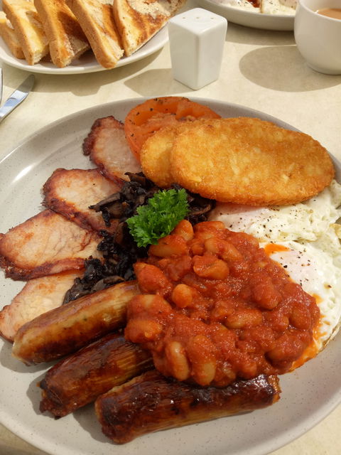 The Mushroom At No 61 Cafe - Pubs and Clubs 1