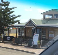 Toun Beach Cafe - Go Out