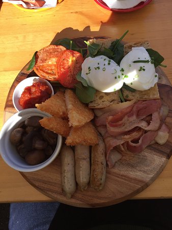 Gourmet Breakfast Cafe - Pubs and Clubs 0