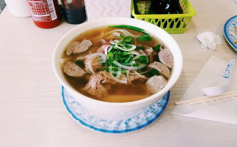 Pho Minh - Pubs and Clubs 0