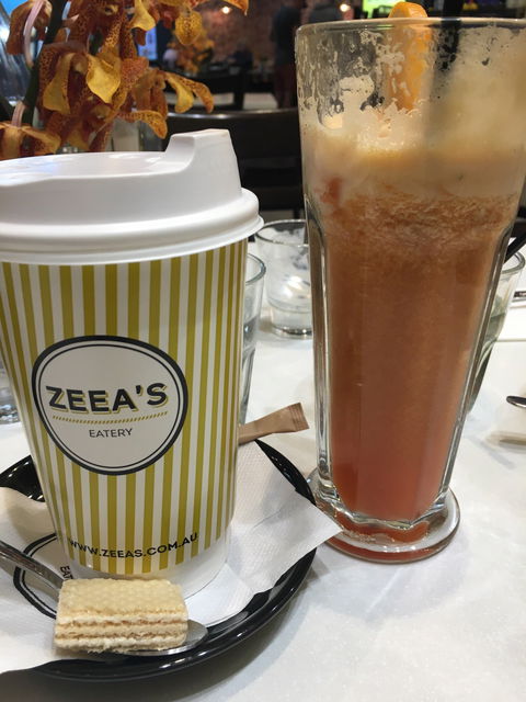 Zeea's Eatery - Brickworks - Pubs and Clubs 6