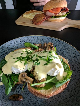 Seaford Rise SA Pubs and Clubs