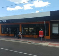 Mr Leeing's Cafe - Pubs and Clubs