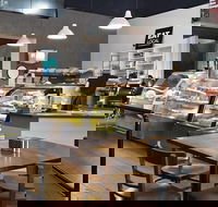 D  M's Bakery Cafe - Go Out