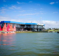 Goolwa Aquatic Club Restaurant - Pubs and Clubs