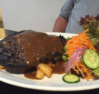 Plough and Harrow Pub and Restaurant - Go Out