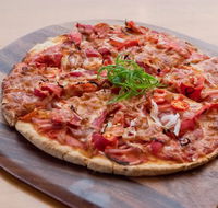 Berri Hotel Bistro - Pubs and Clubs