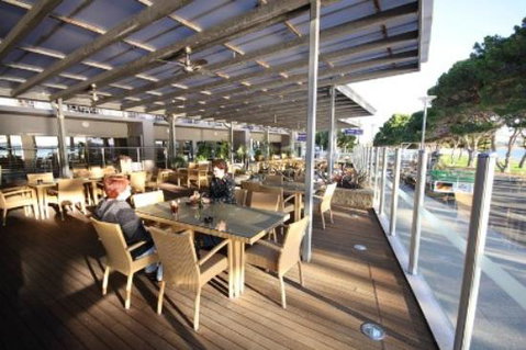 Ceduna Foreshore Hotel Motel Bistro - Pubs and Clubs 0