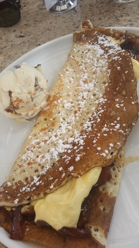 Coffee Barn Gelateria - Pubs and Clubs 2