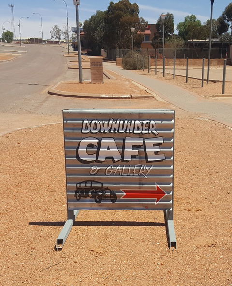Downunder Gallery And Cafe - Go Out 12