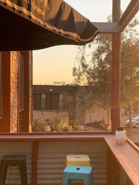 Downunder Gallery And Cafe - Go Out 8