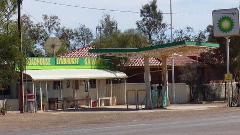 Lyndhurst Roadhouse - Go Out 0