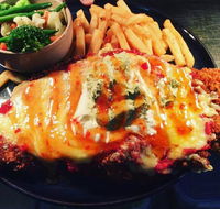Peninsula Bar  Restaurant - Pubs and Clubs