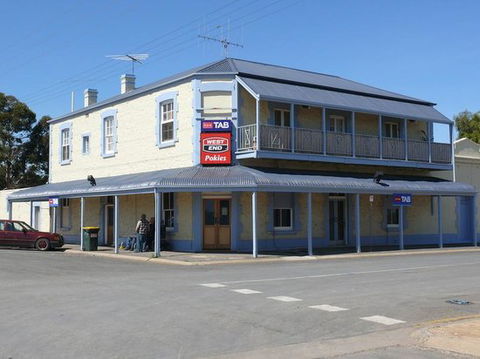 Port Wakefield Hotel - Go Out 0