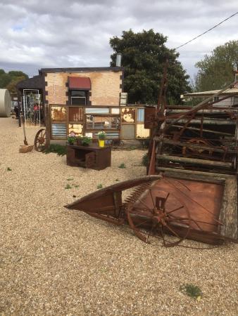 The Tinsmith's Cottage - Go Out 0
