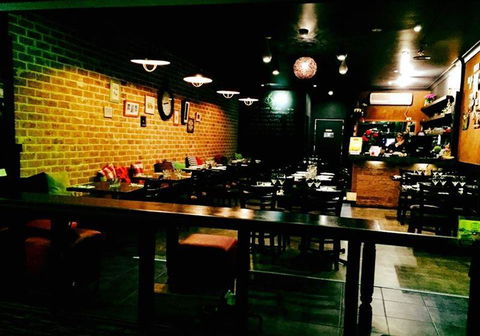 Plantation House Cafe - Pubs and Clubs 0