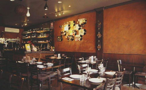 Plantation House Cafe - Pubs and Clubs 4